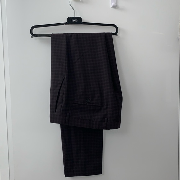 Hugo Boss men’s dress pants size 36”waist and a 33” inseam. EUC. 100% Wool. - Picture 6 of 16